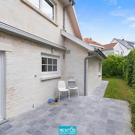 Sandsfoot - Authentic Fisherman's In Koksijde